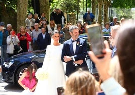 Patricia Morales llega a la Basílica de Begoña.