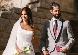 Sara Sálamo e Isco celebran su boda en secreto y con él en muletas