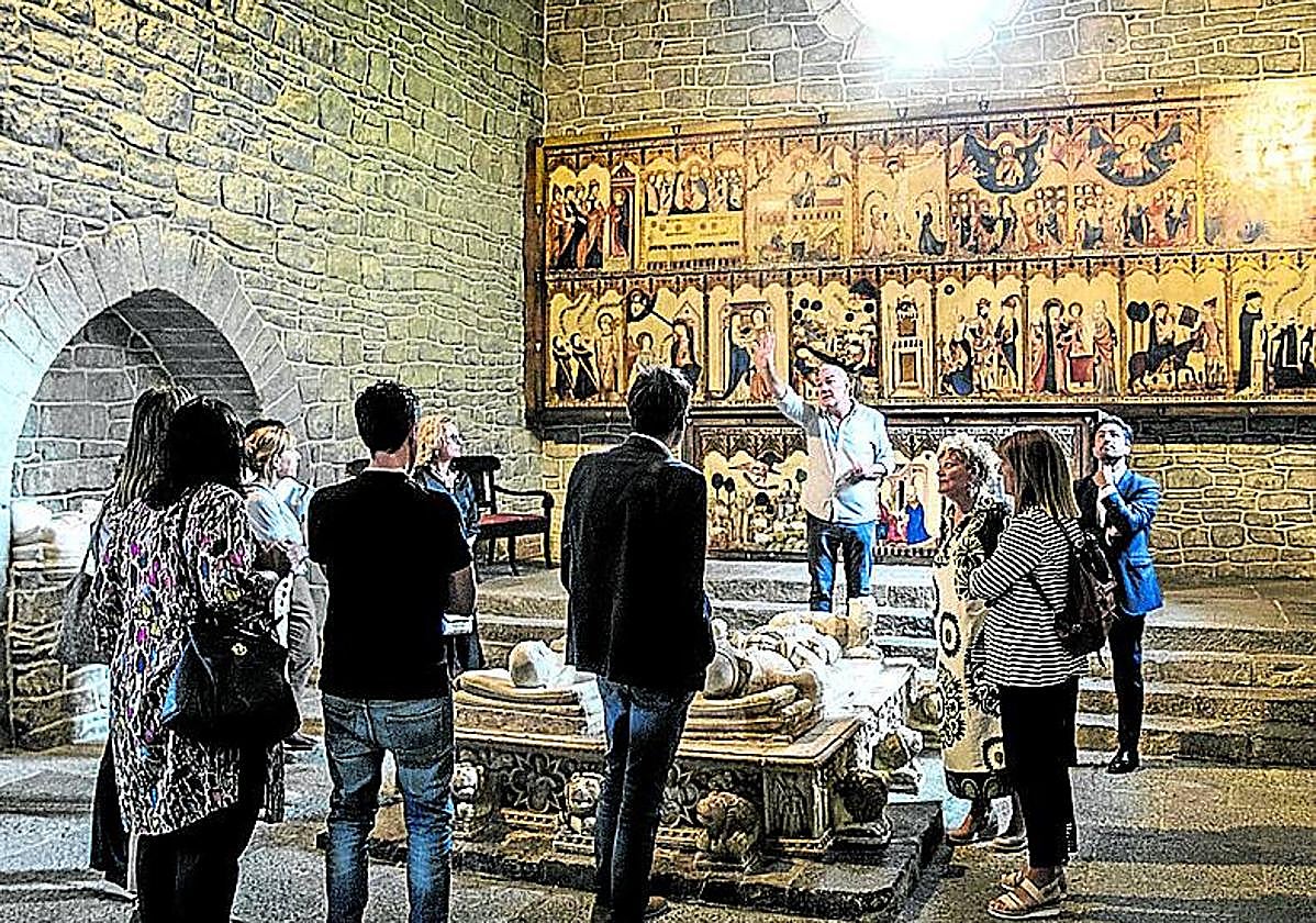 Las visitas podrán volver a ver la capilla de los Ayala este verano.