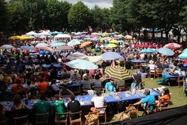 La comida popular es la cita más mutltidinaria de las fiestas de Markina.