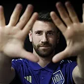 Unai Simón se perderá el arranque de la Liga con el Athletic