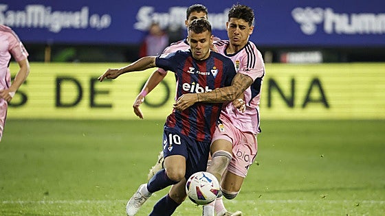Limpia en el Eibar tras quedarse sin ascenso: Aketxe, una de las diez bajas confirmadas