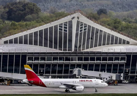 Hasta 3,40 euros por un café con leche... Así se han encarecido los precios en las cafeterías del aeropuerto