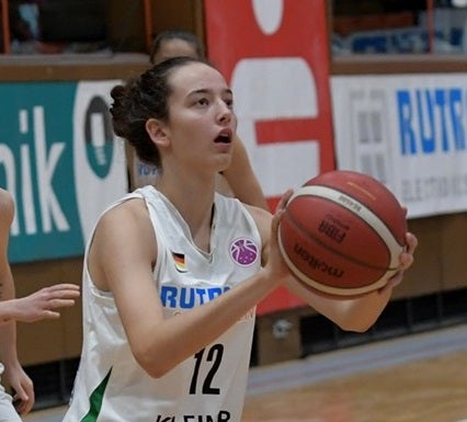 Soltau, durante un partido con el Keltern alemán.