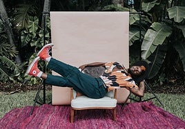 Les Greene es vocalista en la banda de Florida 'The Swayzees', que compagina desde 2021 con su proyecto en solitario.