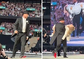Taylor Swift sorprende a sus fans y sube al escenario a su novio, el jugador Travis Kelce