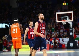 El Baskonia entra en el juego e incluye a Matt Costello en el tanteo