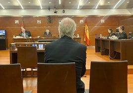 El encausado, esta mañana de miércoles en la Audiencia Provincial de Álava.