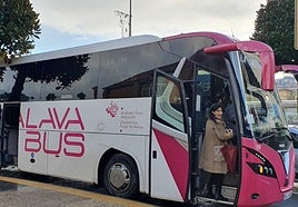 Parada de autobús en Llodio.