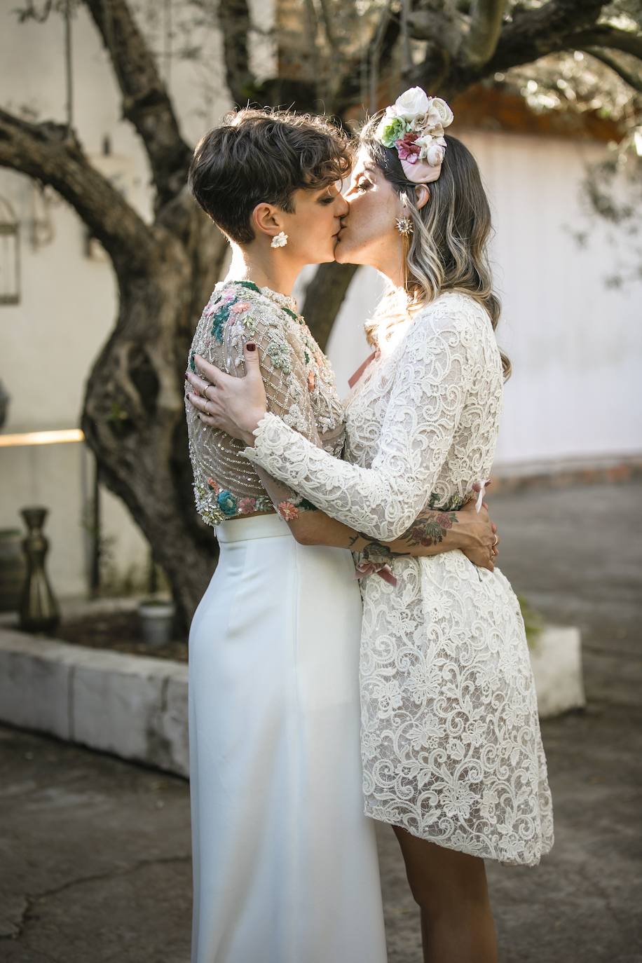 La boda mexicana de Carla y Ana, que encontraron sus looks soñados en Bilbao