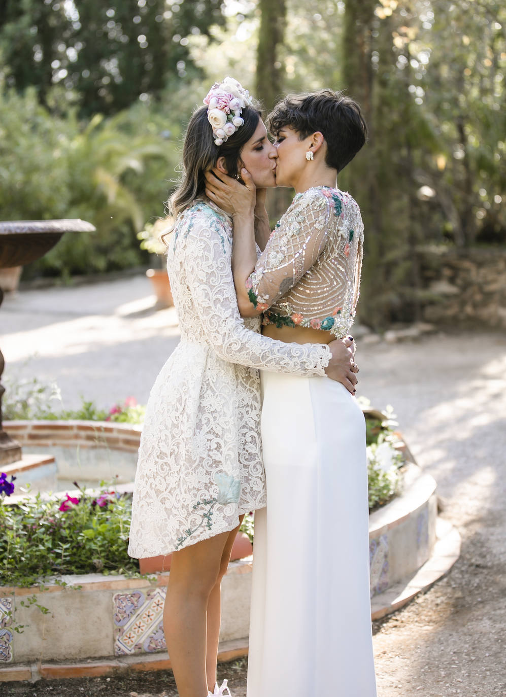 La boda mexicana de Carla y Ana, que encontraron sus looks soñados en Bilbao