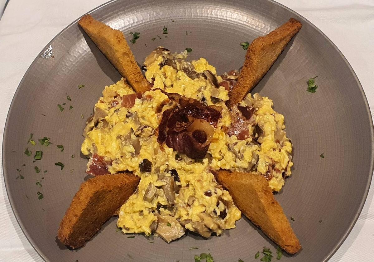 Tostadas y tortillas para desayunar y raciones abundantes para comer y cenar