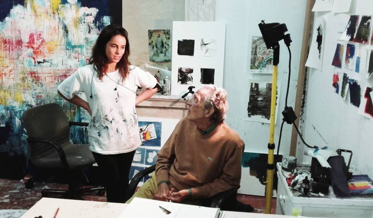 Elisa, la interiorista que llena las casas en Bizkaia de sus propias obras de arte