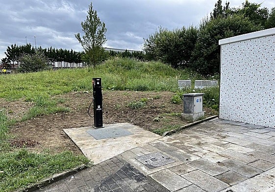 Este nuevo servicio, que está ubicado junto al aseo autolimpiante y el bidegorri que conduce al vial de Astola