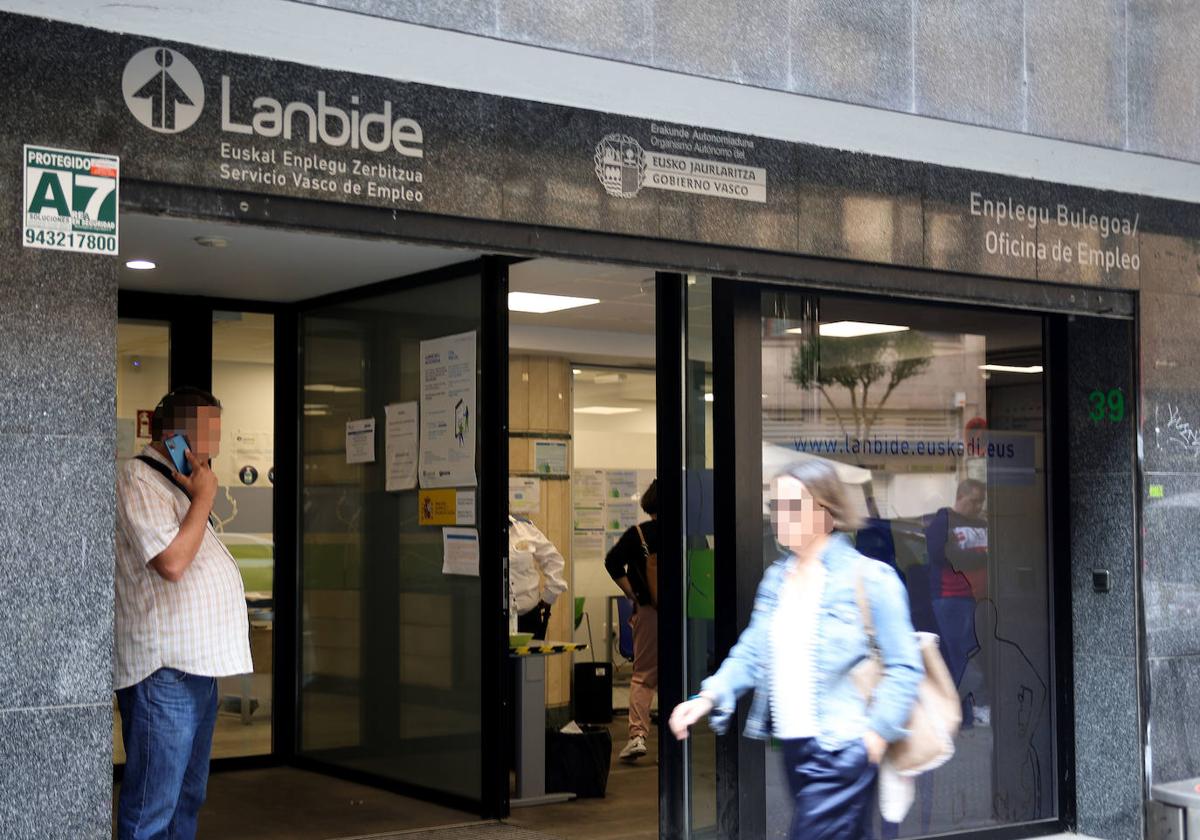 Oficina de Lanbide en el centro de Bilbao