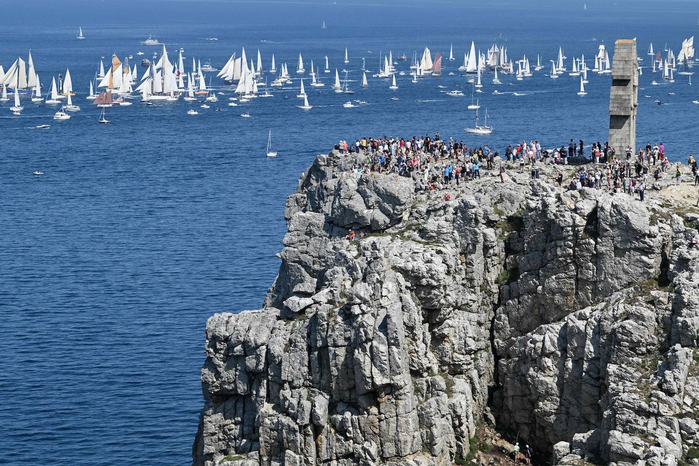 El Festival Marítimo de Brest vuelve a impresionar con sus barcos de época