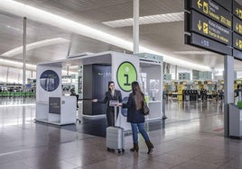 Caos en los aeropuertos tras la caída a nivel mundial de un antivirus que utiliza Microsoft