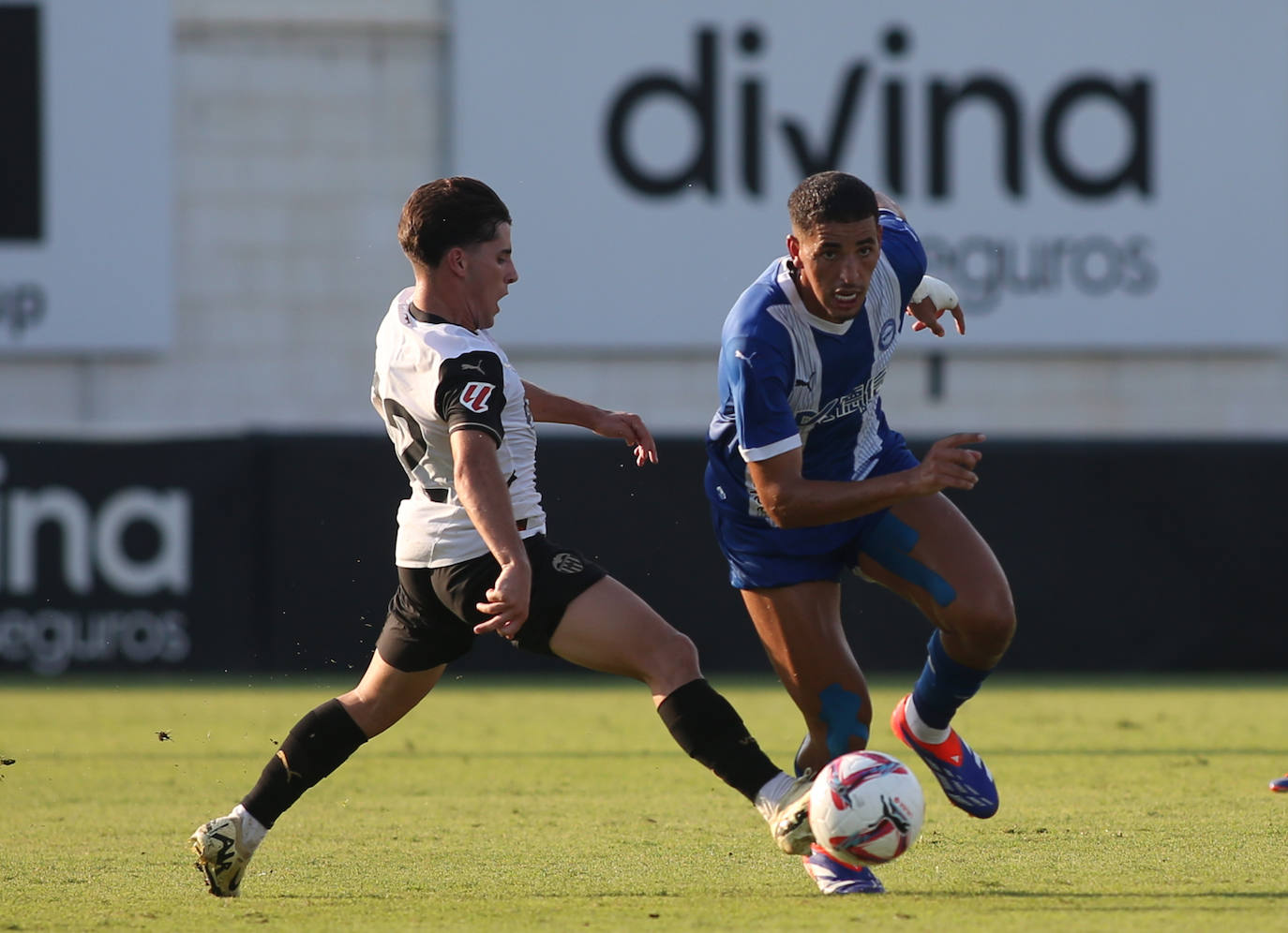 El Valencia-Alavés en imágenes