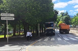 El tráfico por el entorno del Prado ha aumentado de manera considerable.