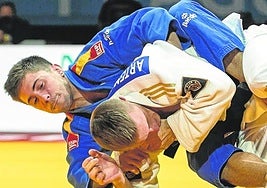 Fran Garrigós, en una pelea en el Europeo de judo.