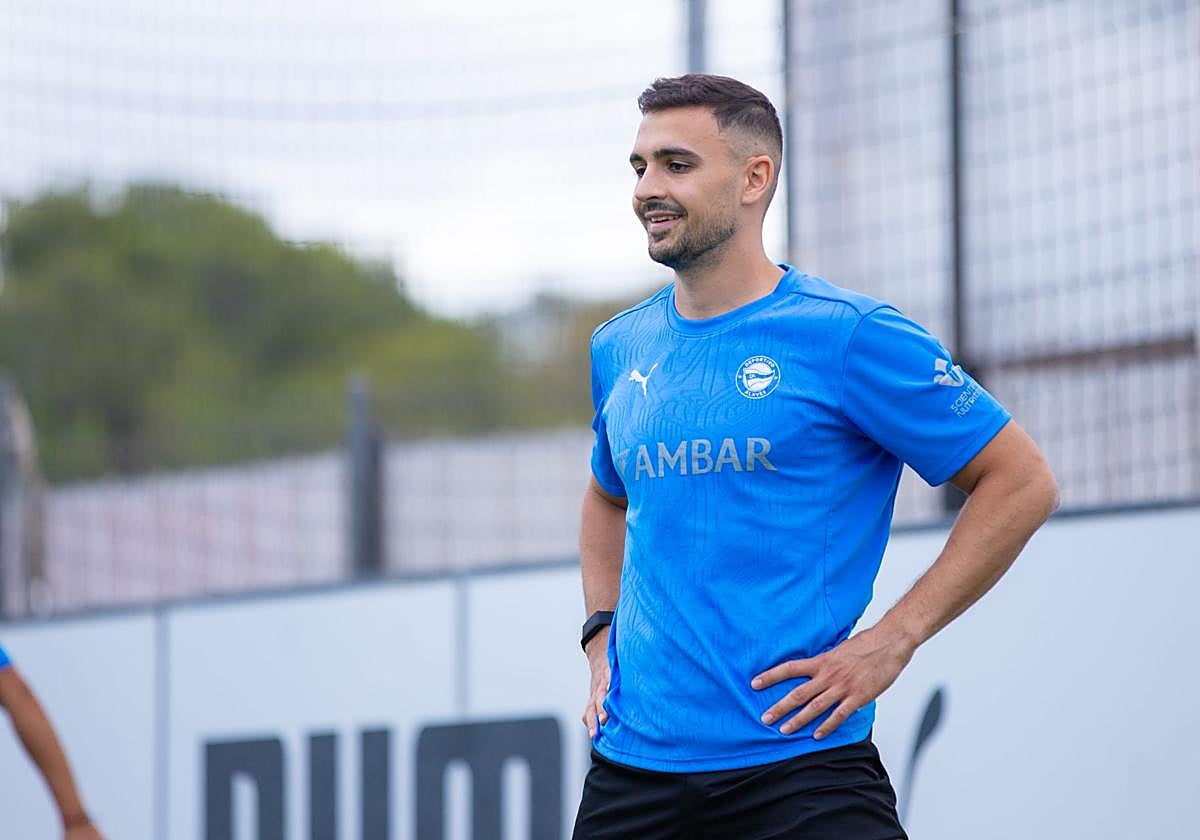 Sedlar vuelve a sonreír tras la lesión: «Mis compañeros disfrutaban del balón y a mí me tocaba camilla»