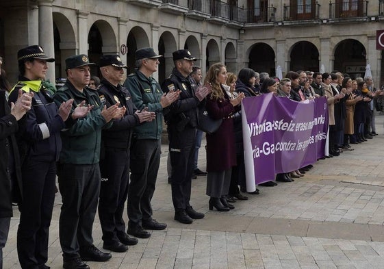 Detenido después de que un peatón alertara de los gritos de una mujer desde una ventana en Vitoria