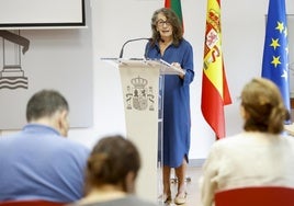 La delegada del Gobierno en el País Vasco, Marisol Garmendia, presenta el balance semestral.