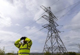 Iberdrola se impone a Engie y compra la distribuidora británica ENW por 5.000 millones