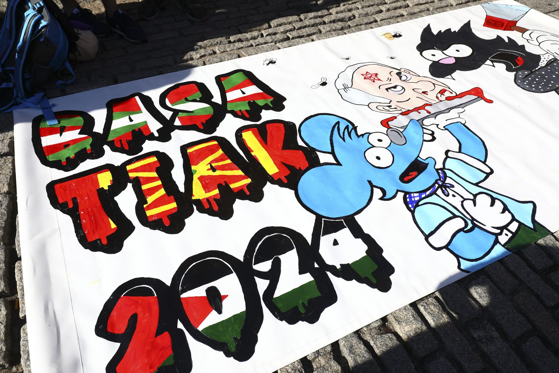 Las mejores fotos de las pancartas de fiestas de Vitoria