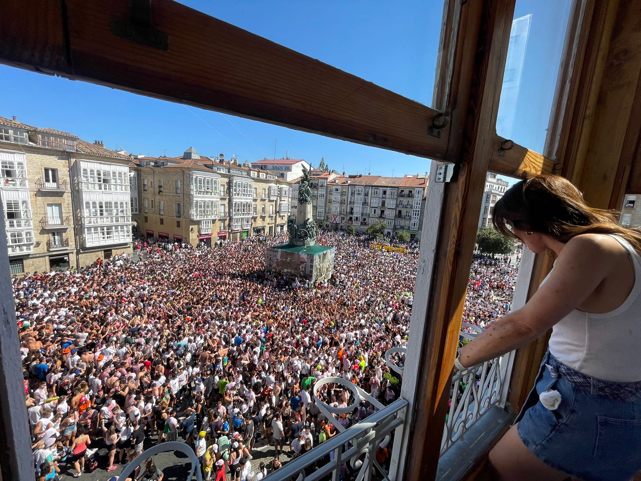 Búscate en la Bajada de Celedón