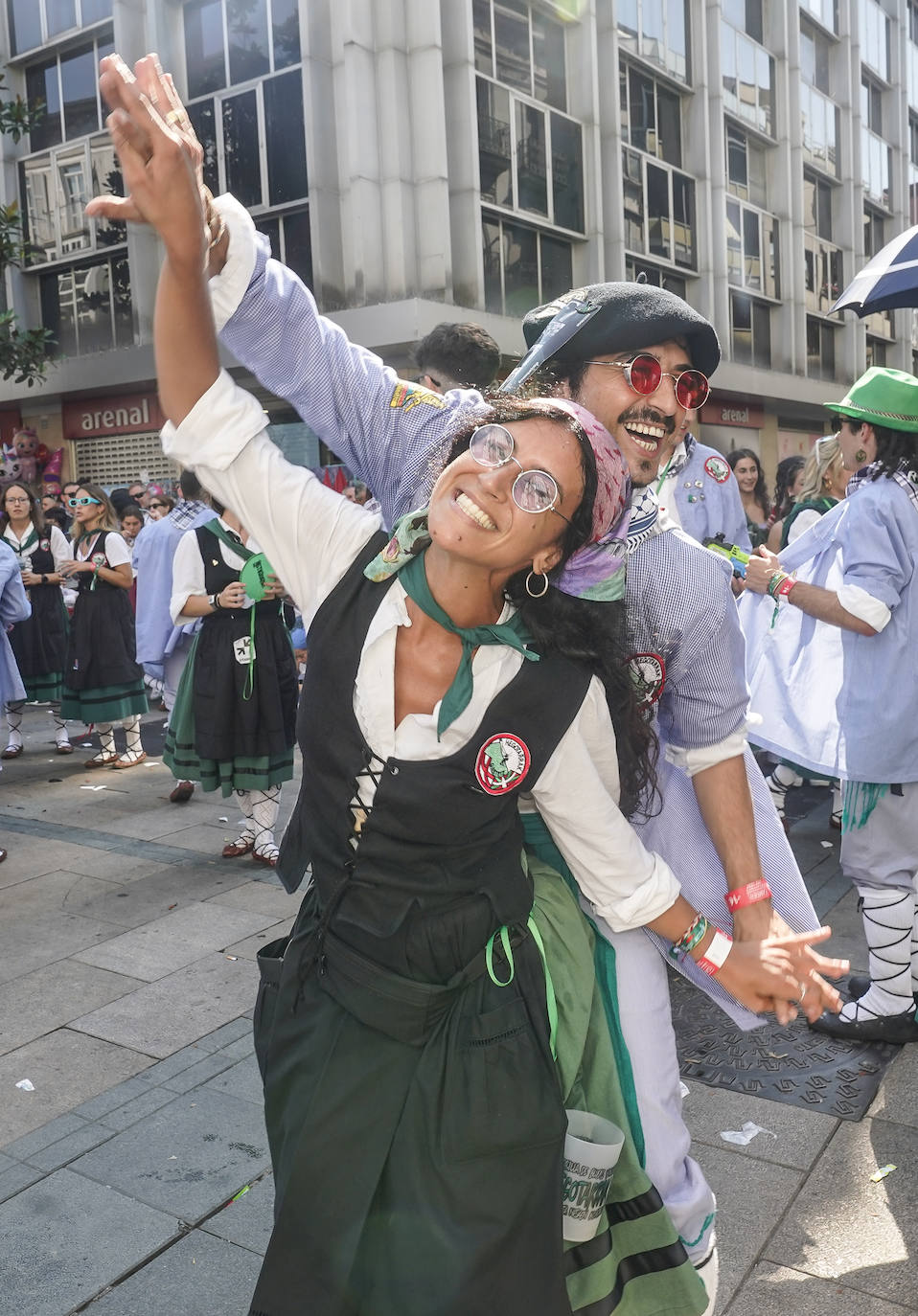 El primer paseíllo de fiestas de Vitoria, en imágenes