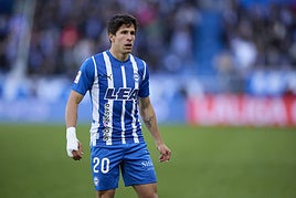 Giuliano Simeone no seguirá en el Alavés