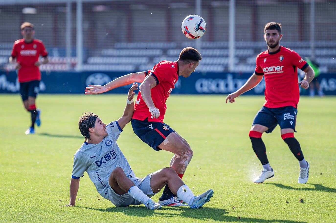 Las mejores imágenes del amistoso del Alavés ante el Osasuna