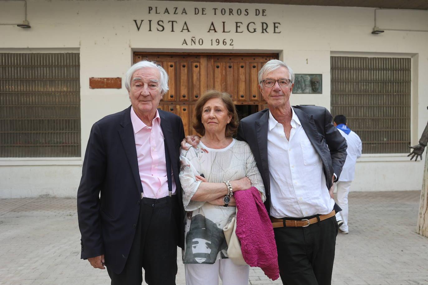 Javier Aresti, Teresa Querejazu y Laurent Courbu. 