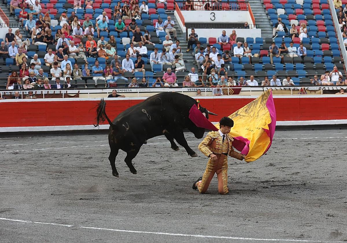 A los toros sin complejos