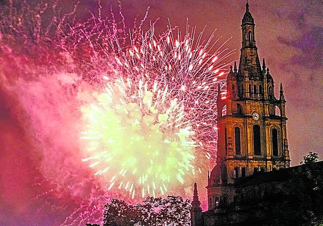 La sesión de ayer le correspondió a la pirotecnia holandesa DFP.