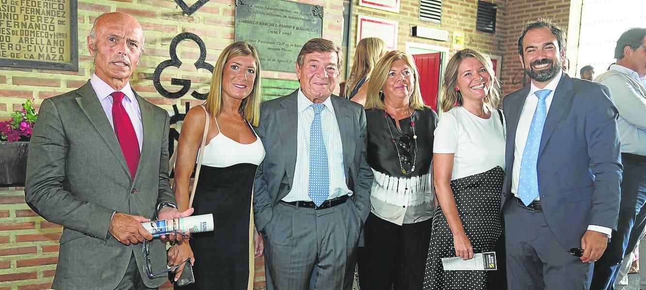 Gonzalo Gómez Guadalupe, Virginia y Matías González, Carmela Rojo, Paula González y Guillermo Gutiérrez. 