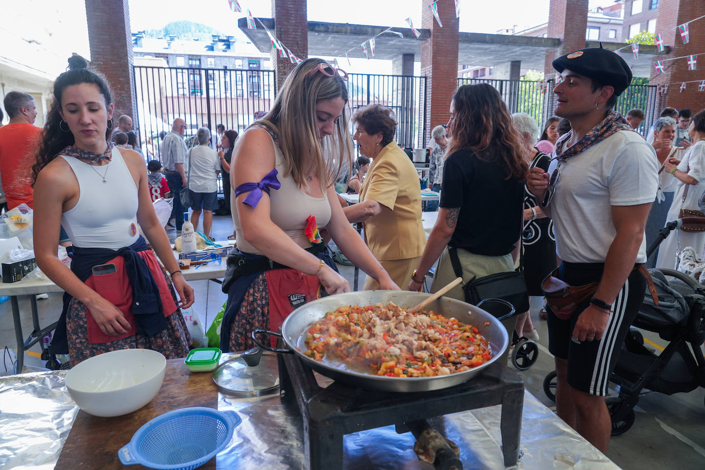 Las mejores imágenes de las paellas de Llodio