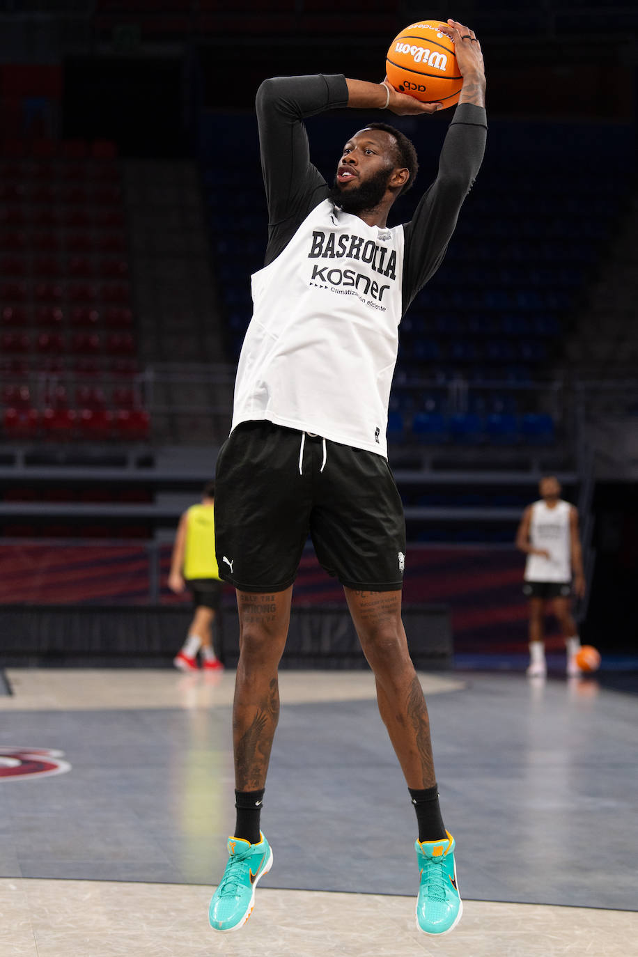 El primer entrenamiento de Laso como técnico del Baskonia, en imágenes