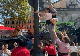 El guiño de Aste Nagusia a Cataluña: los castells invaden El Arenal