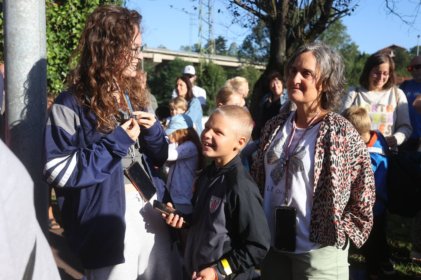 Lágrimas y emoción desbordadas en la despedida de los niños de Ucrania