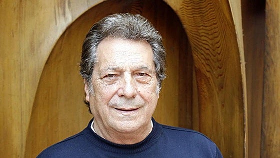 Retiran la escultura del actor Sancho Gracia en Mondariz tras la condena de su nieto Daniel Sancho