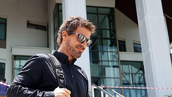 Rodolfo Sancho visita a su hijo en la prisión de Tailandia tras su condena a cadena perpetua