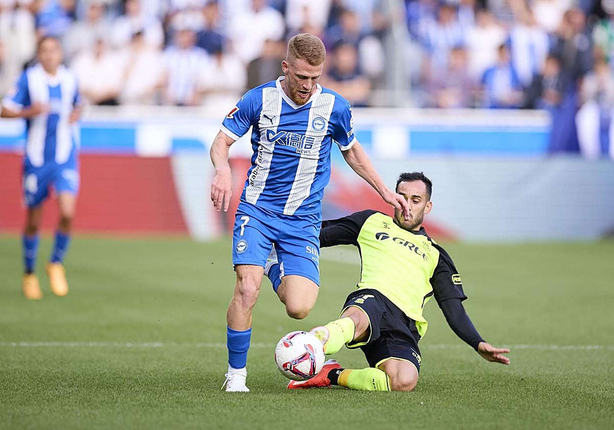Carlos Vicente y Abqar, los dos jugadores de campo titulares en las cuatro jornadas