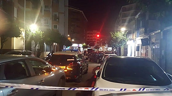 Un motorista asesina a un hombre de un tiro en la cabeza en un garaje de Dénia y se da a la fuga