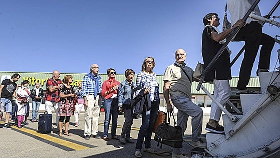 Ibiza, Madeira, Estambul... Estos son los nuevos vuelos chárter desde Foronda para las próximas vacaciones