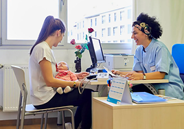 Osakidetza comenzará mañana a vacunar de bronquiolitis a los bebés y menores de 2 años con ciertas enfermedades