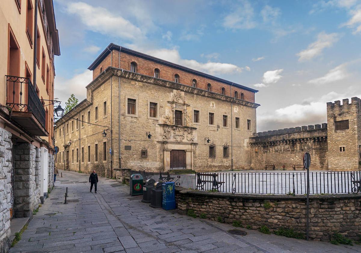 El Ayuntamiento adquirió en 2010 el palacio Escoriaza Esquível a la Fundación Seminario Eclesiástico de Aguirre y se han frustrado todos los proyectos que se le han buscado.