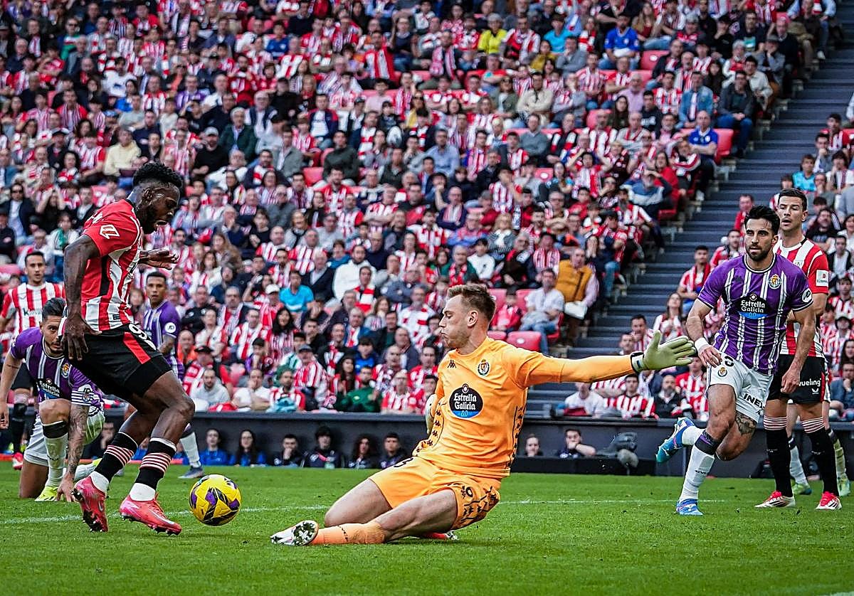 Iñaki regateó a Hein para hacer el séptimo de la tarde.