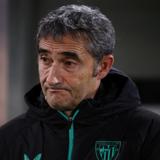 Valverde justifica la mala primera parte del Athletic ante el Ludogorets: «El campo resbalaba y estaba botón»